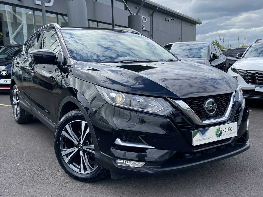 Nissan Qashqai 1.3 Dig-t N-connecta Black