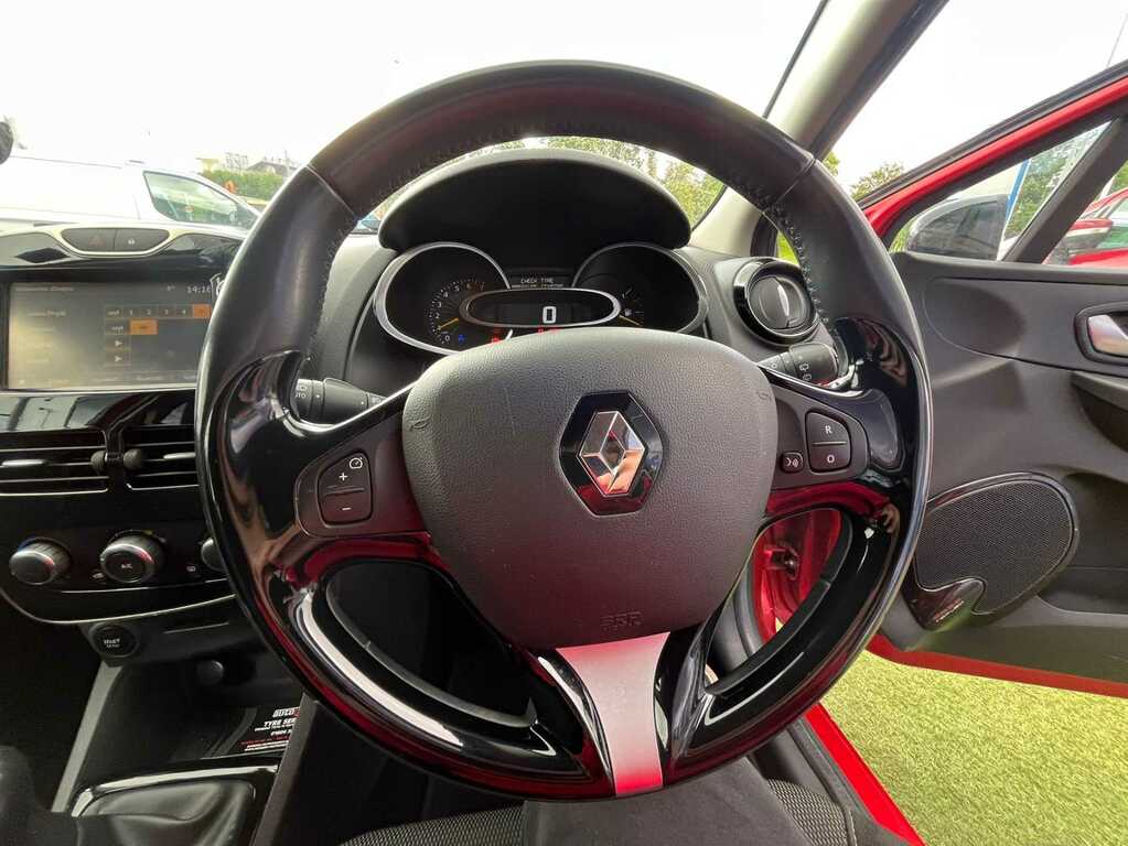 Renault Clio 1.2 16V Dynamique Nav DV16NXE Red #6