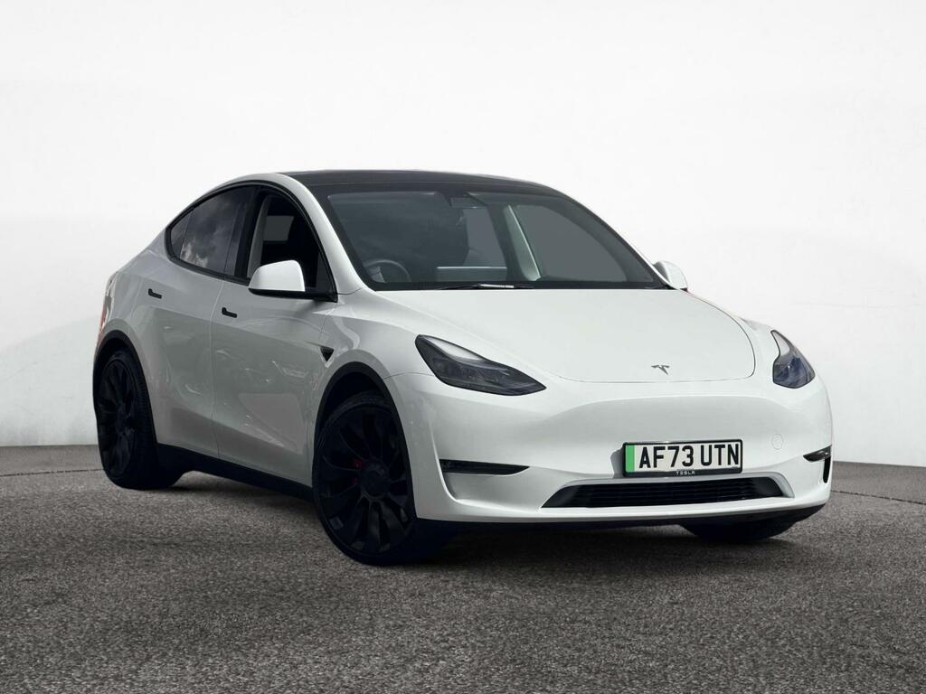 Tesla Model Y Performance Awd White