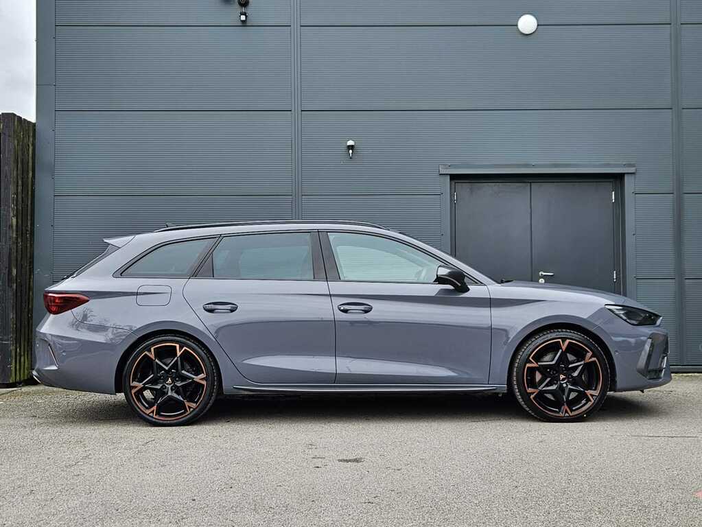 Cupra Leon 1.5 Ehybrid 272 Vz First Edition Dsg Grey #4