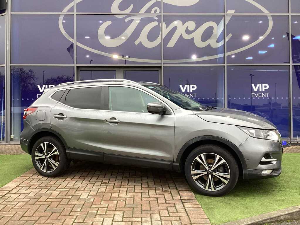 Nissan Qashqai 1.3 Dig-t N-connecta Grey