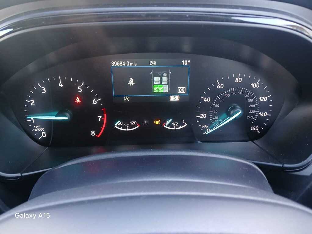 Ford Focus 1.0 Ecoboost Hybrid Mhev 155 St-line Edition WN73AFU Red #4