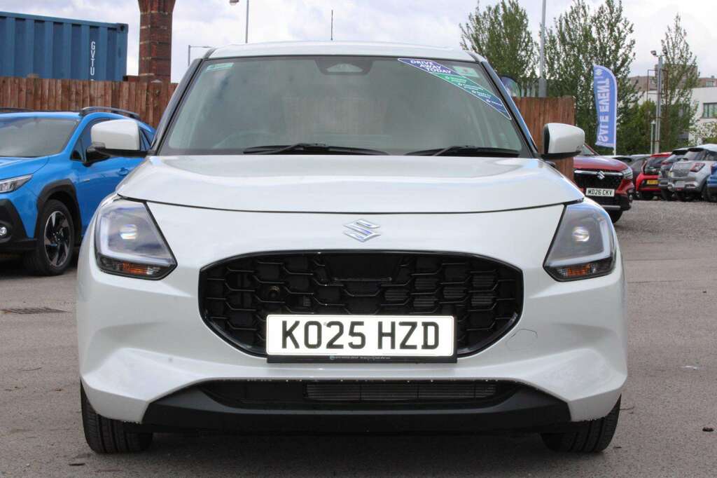 Suzuki Swift 1.2 Mild Hybrid Ultra KO25HZD White #2