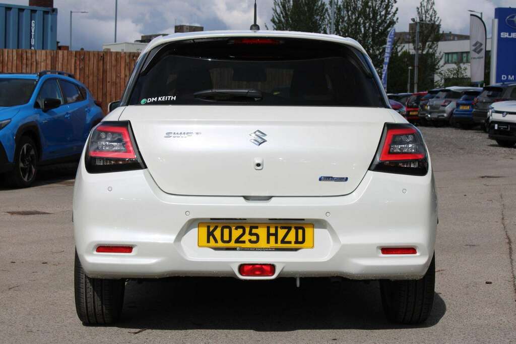 Suzuki Swift 1.2 Mild Hybrid Ultra KO25HZD White #6