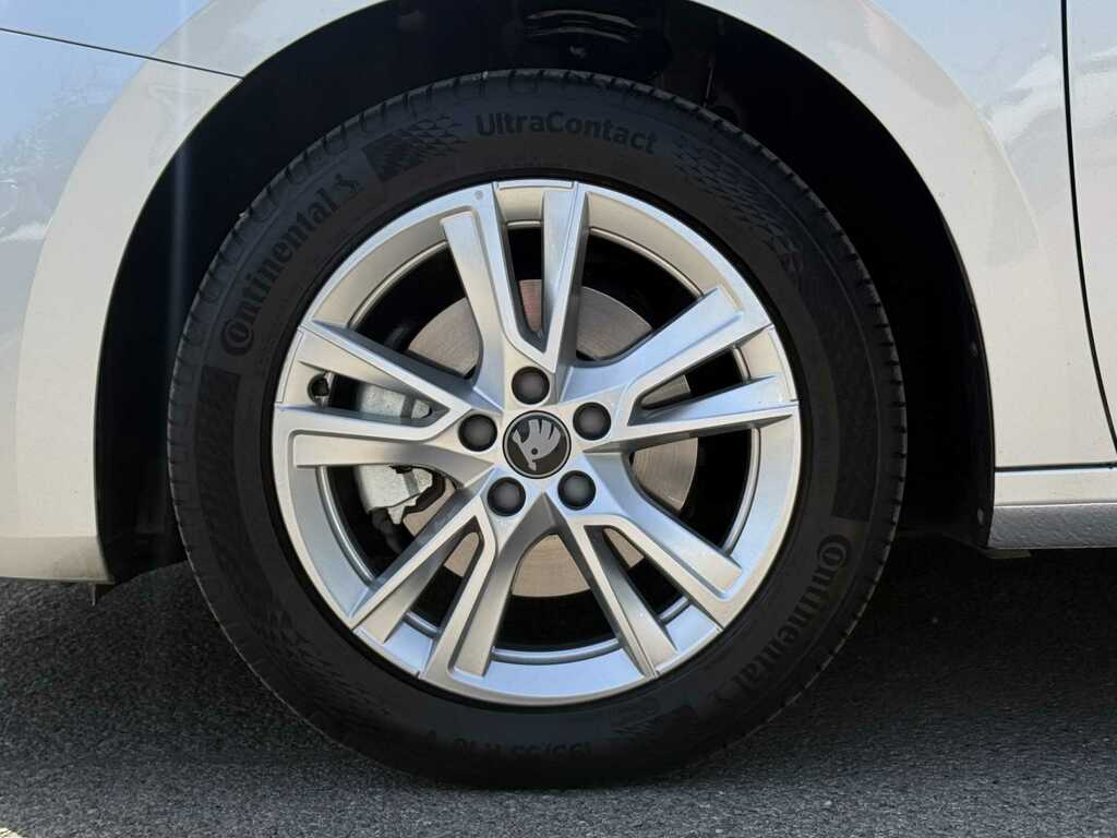 Skoda Fabia 1.0 Tsi 116 Se L Edition Dsg EK75UKD Silver #5
