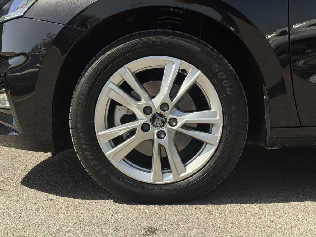 Skoda Fabia 1.5 Tsi 150 Se L Edition Dsg EJ75RSZ Black #5