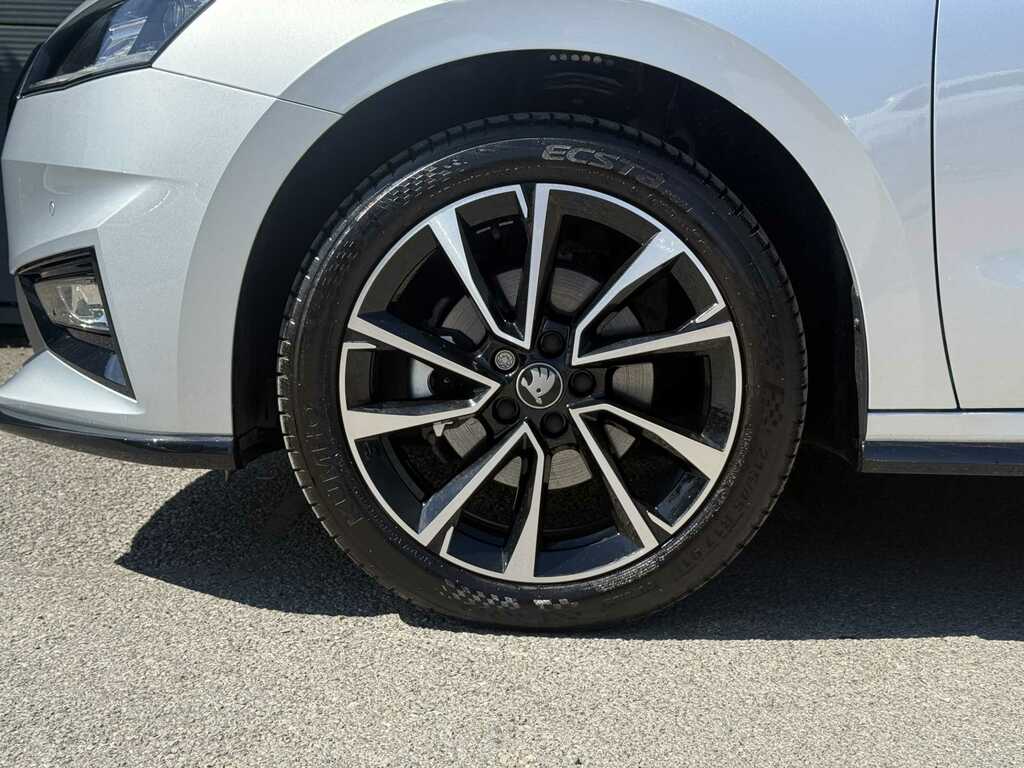 Skoda Fabia 1.0 Tsi 116 Monte Carlo Edition Dsg Silver #5