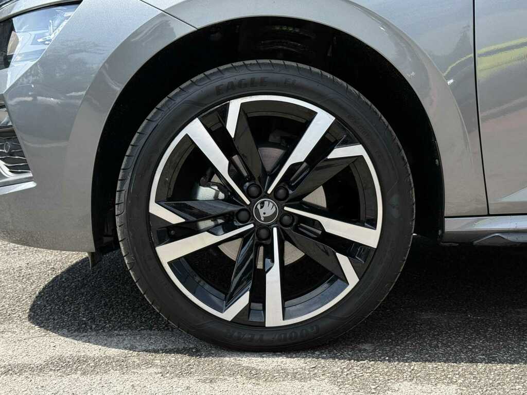 Skoda Kamiq 1.5 Tsi Monte Carlo Edition Dsg Grey #5