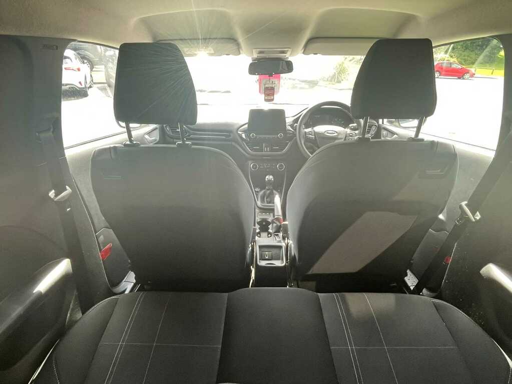 Ford Fiesta 1.1 Trend White #4