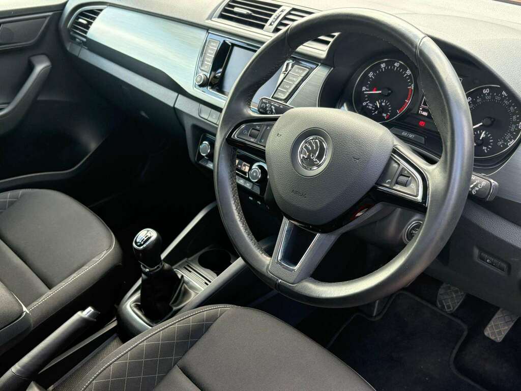 Skoda Fabia Se L Tsi Red #4