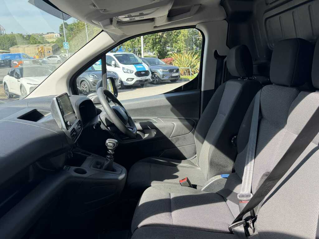 Citroen Berlingo 1.2 Puretech 1000Kg Enterprise 110Ps Start Stop Black #6