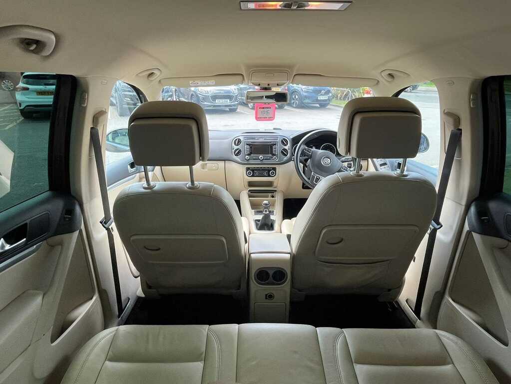 Volkswagen Tiguan 2.0 Tdi Bluemotion Tech Match YK64XHB Brown #5