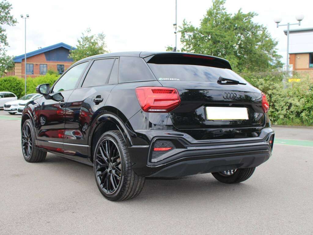 Audi Q2 35 Tfsi Black Edition S Tronic YH73AJK Black #3