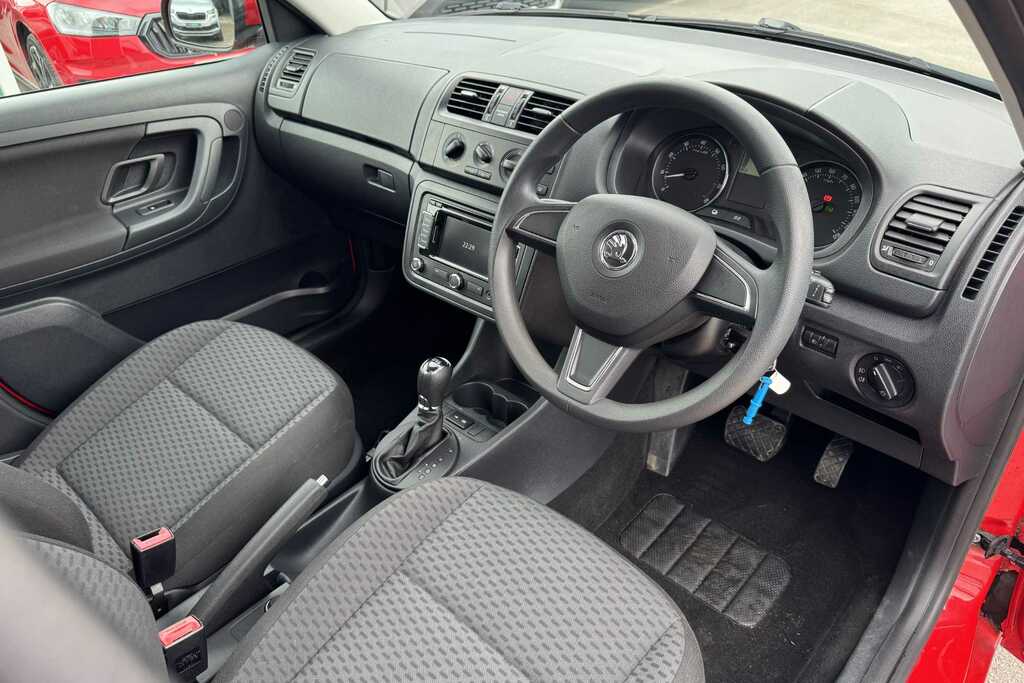 Skoda Fabia 1.2 Tsi 105 Se Dsg Red #6