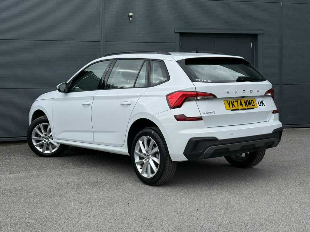 Skoda Kamiq 1.0 Tsi 95 Se Edition YK74WMO White #3