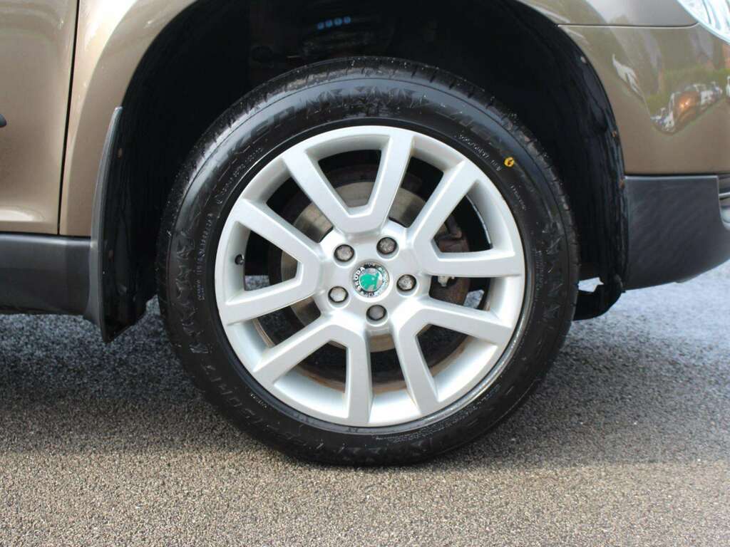 Skoda Yeti 1.2 Tsi Elegance YW13JXV Brown #5