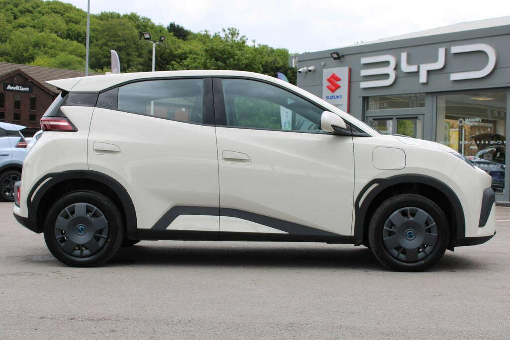 Byd Dolphin 65Kw Active 30Kwh White #3