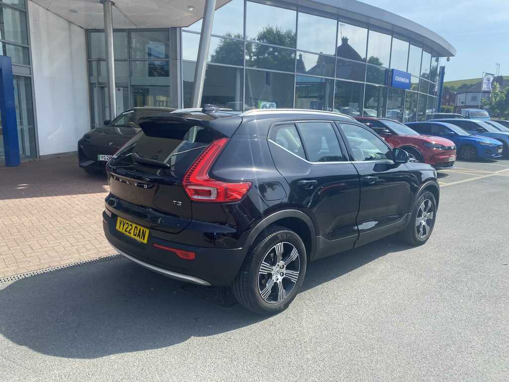 Volvo XC40 1.5 T3 163 Inscription YY22OAN Black #4