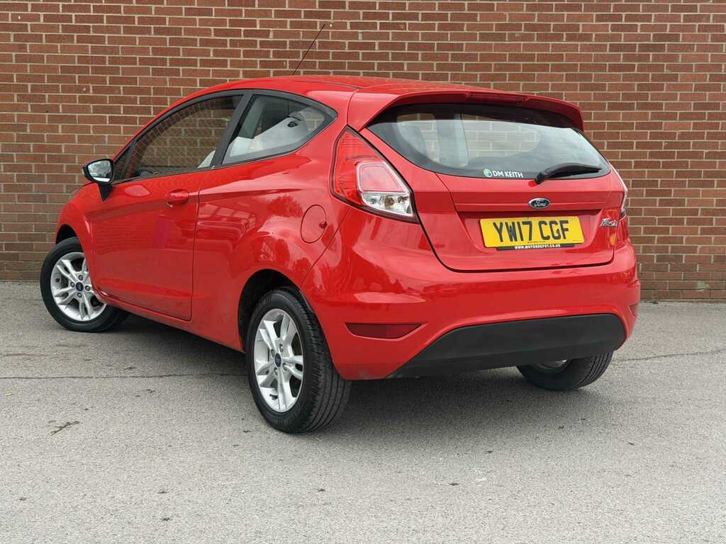 Ford Fiesta 1.25 82 Zetec YW17CGF Red #6