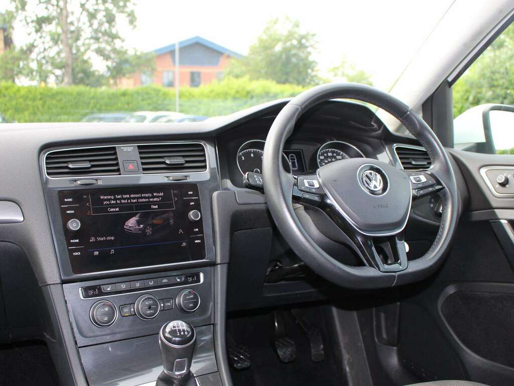 Volkswagen Golf 1.5 Tsi Evo Match Edition HT69XAG White #2