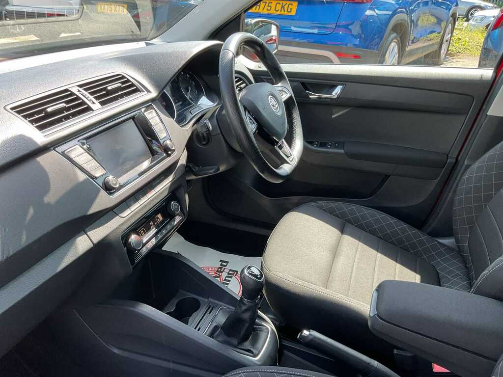 Skoda Fabia 1.2 Tsi 90 Se L Red #2