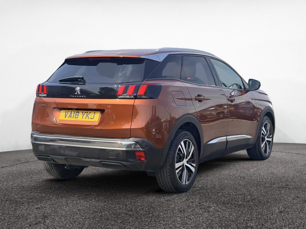 Peugeot 3008 1.2 Puretech Allure VA18YKJ Brown #4