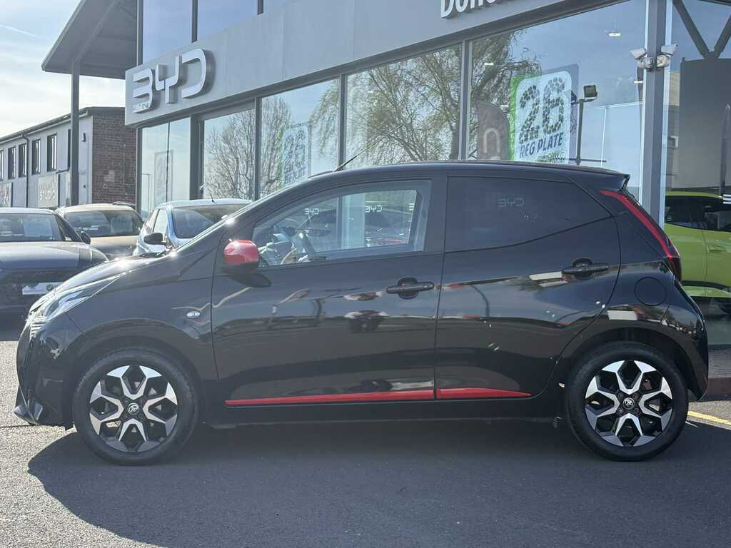 Toyota Aygo 1.0 Vvt-i X-trend Tss X-shift YR70XEK Black #5