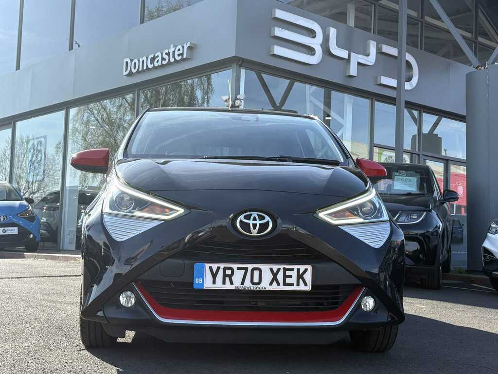 Toyota Aygo 1.0 Vvt-i X-trend Tss X-shift YR70XEK Black #4