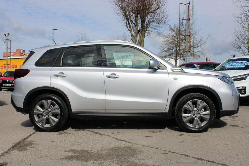 Suzuki Vitara 1.4 Boosterjet Mhev 109 Motion YJ26WGX Silver #3