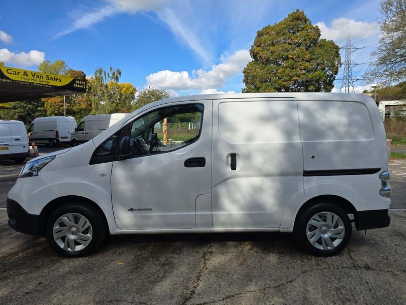 Nissan e-NV200 80Kw Acenta Van 40Kwh Low Mileage - 2020 6 White #6