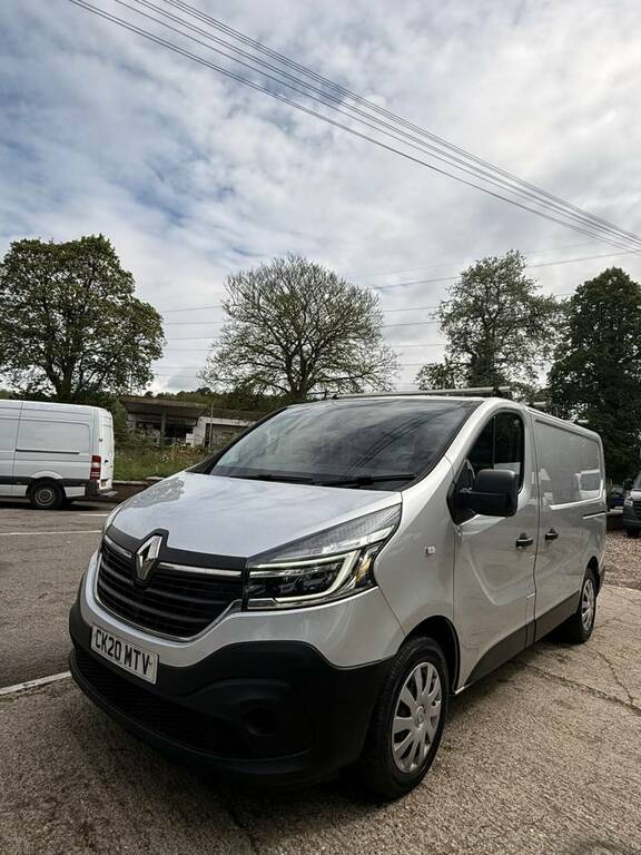 Renault Trafic 2.0 Dci Energy 28 Business Swb Low Milegae - Silver