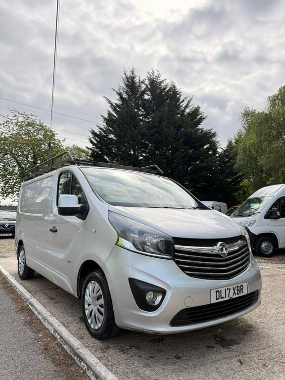 Vauxhall Vivaro 1.6 Cdti 2700 Sportive L1 Swb No Vat - 2017 17 DL17XBR Silver #3