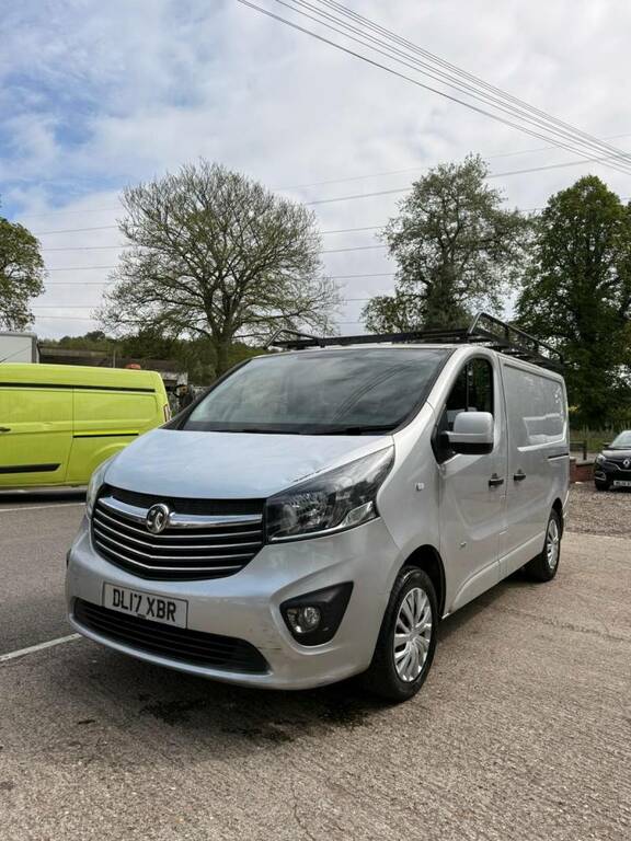 Vauxhall Vivaro 1.6 Cdti 2700 Sportive L1 Swb No Vat - 2017 17 Silver