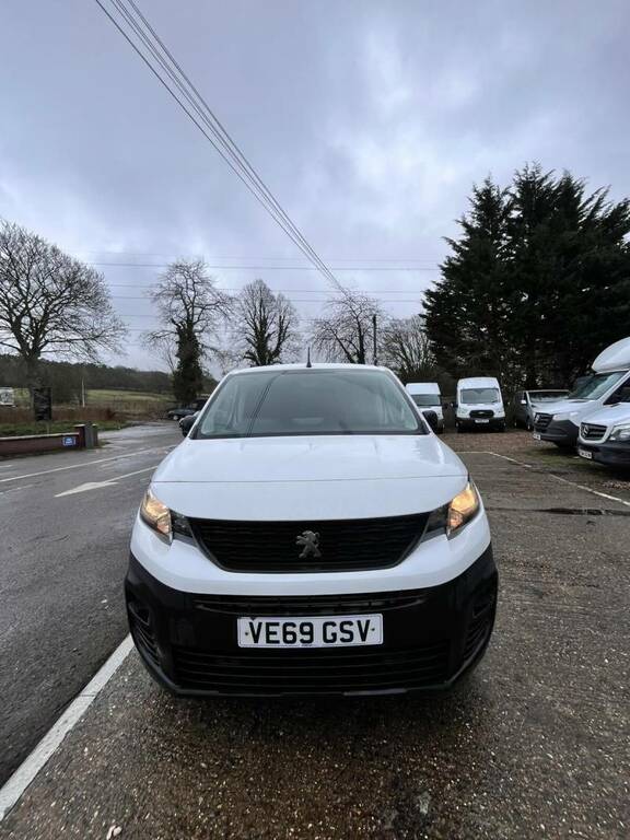 Peugeot Partner 1.5 Bluehdi 950 Professional Long Panel Van Lwb - VE69GSV White #3