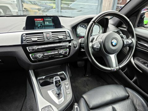 BMW 1 Series 2.0 120D Xdrive RX19SVS Black #6