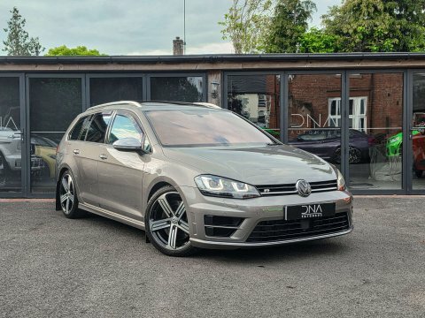 Volkswagen Golf 2.0 Golf R 