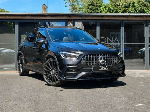 Mercedes-Benz GLA Class 2.0 Amg Gla Black