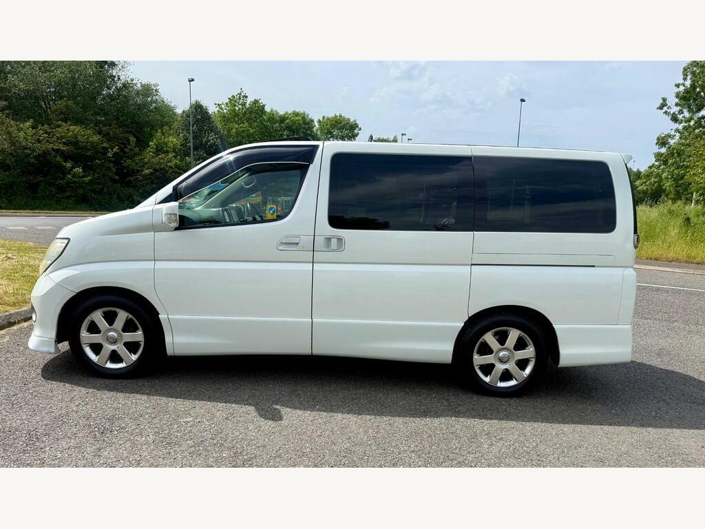 Nissan Elgrand Highway Star 3.5 Cvt 7 Seater  #4