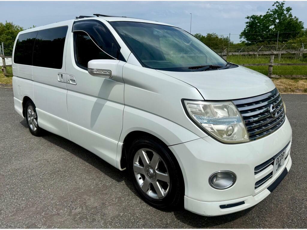 Nissan Elgrand Highway Star 3.5 Cvt 7 Seater 