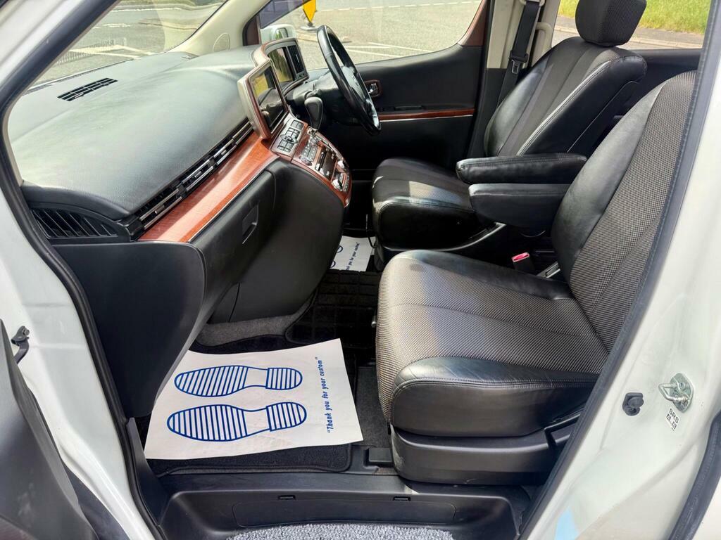Nissan Elgrand Pop Top 4 Berth Full Camper Conversion Black #15