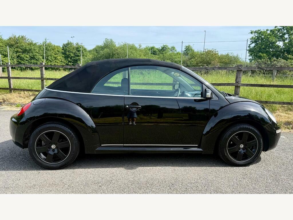 Volkswagen Beetle 1.4 16V Luna Cabriolet Euro 4 Black #4