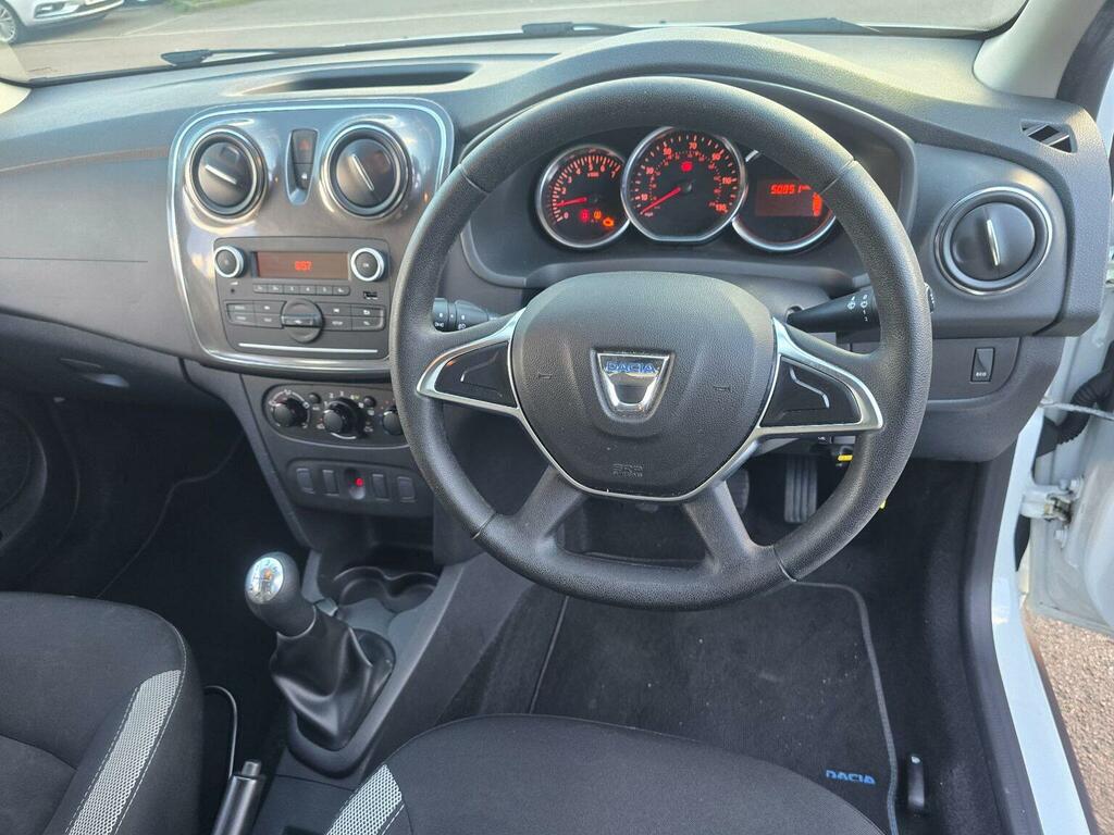 Dacia Sandero Stepway Hatchback 0.9 Tce Essential Euro 6 Ss 2020 YT70BAU White #3