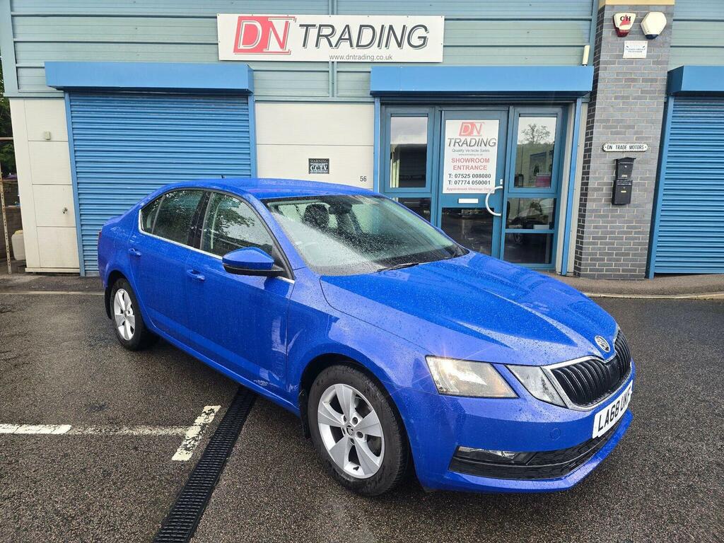 Skoda Octavia Hatchback 1.6 Tdi Scr Se Technology Euro 6 Ss 5 Blue