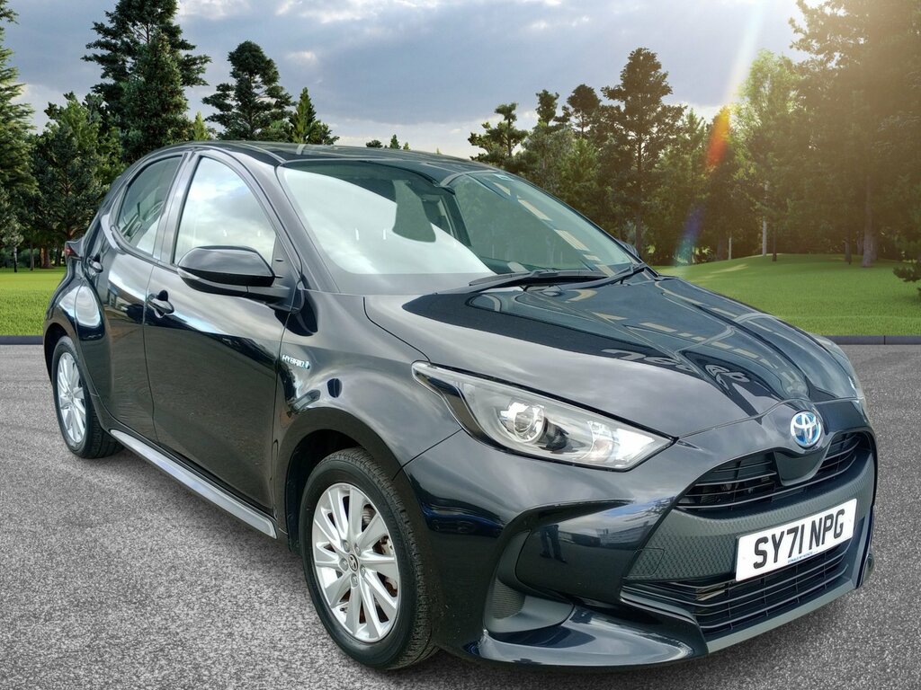 Toyota Yaris 1.5 Vvt-h Icon Hybrid E-cvt Black