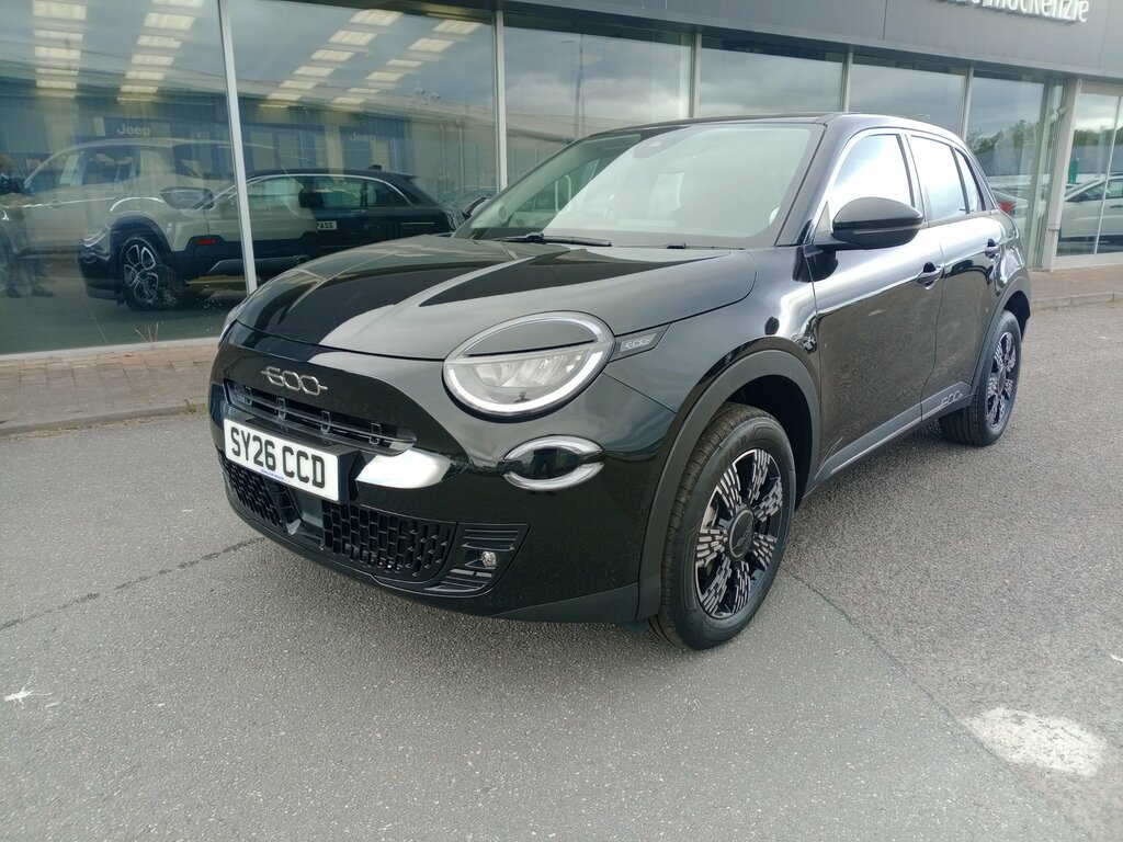Fiat 600 1.2 Mhev 136 Hp Hybrid Dct SY26CCD Black #3