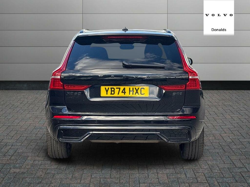 Volvo XC60 Black Edition Plus B5 Awd Mild Hybrid YB74HXC Black #4