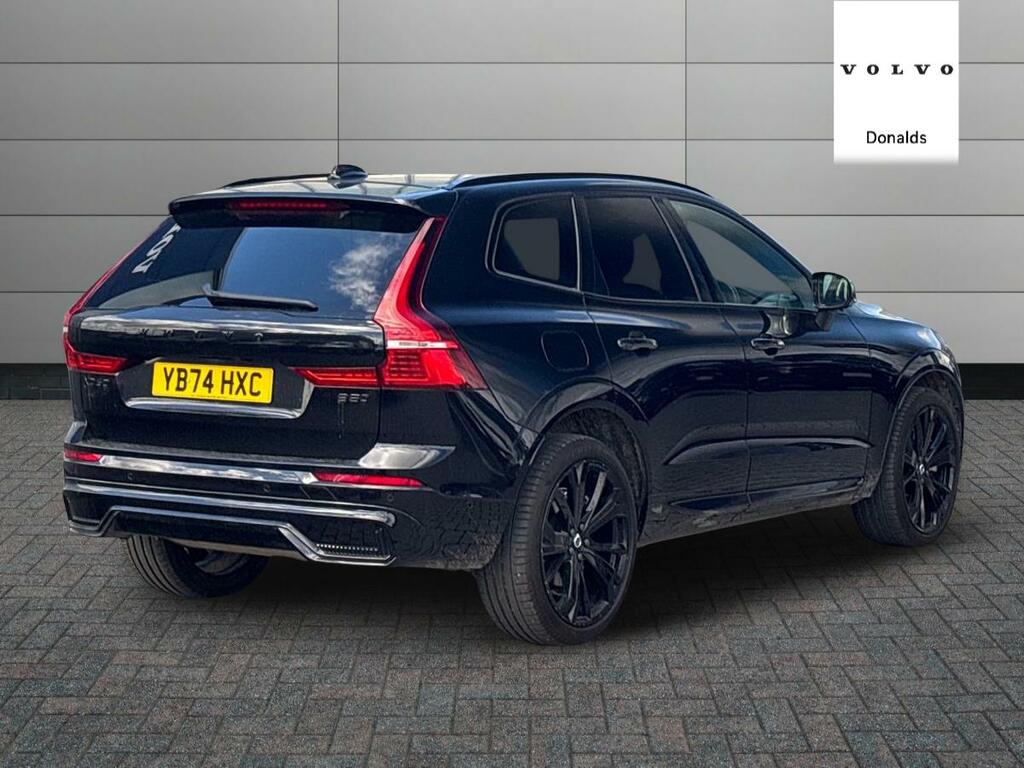 Volvo XC60 Black Edition Plus B5 Awd Mild Hybrid YB74HXC Black #3