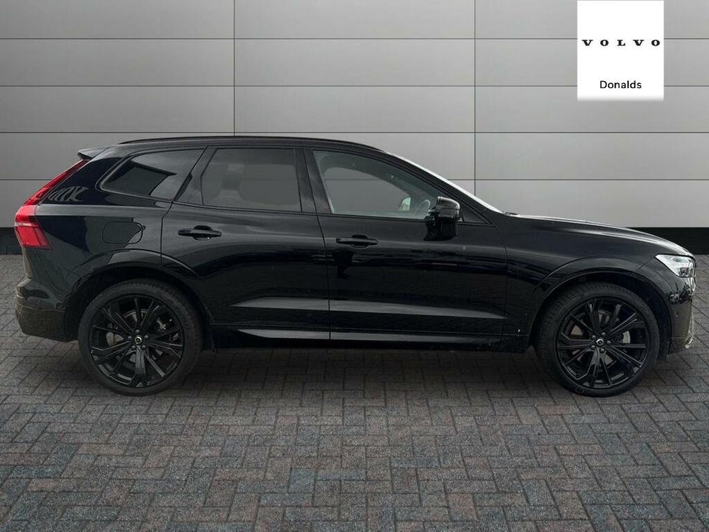 Volvo XC60 Black Edition Plus B5 Awd Mild Hybrid YG25JHX Black #2