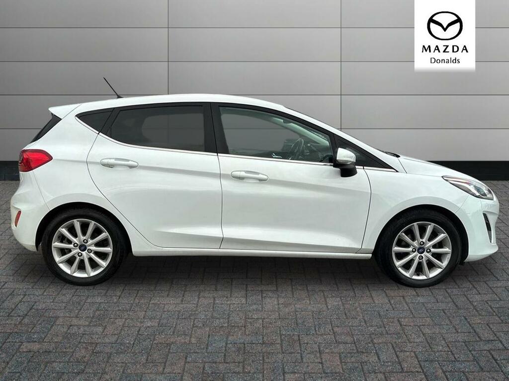 Ford Fiesta 1.0T Ecoboost Titanium Euro 6 Ss AX18JHE White #2