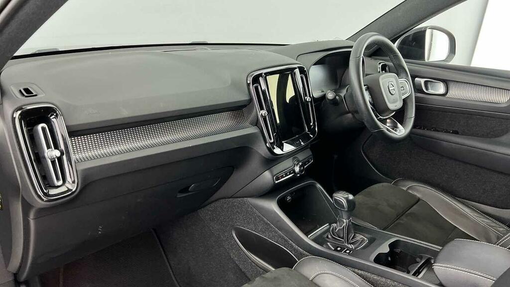 Volvo XC40 R-design T3 YT22YSJ Black #6